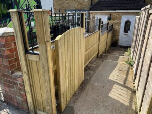 essex premium fencing gates garden 20